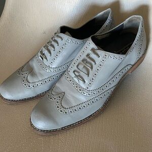 Cole haan wingtip brogue derby dress shoes silver gray leather women size 9b